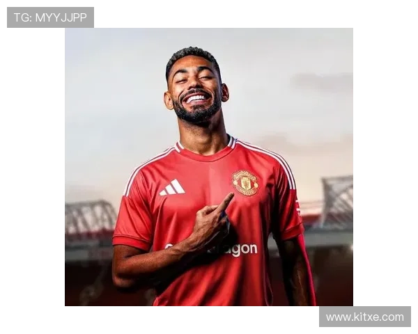 曼联名宿布朗盛赞今夏引援:新援实力强劲,红魔复兴在望 曼联名宿布朗盛赞今夏引援:新援实力强劲,红魔复兴在望